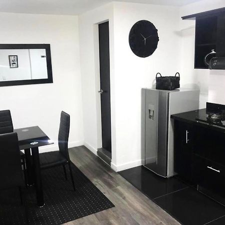 Estadio Apartamentos Medellín Extérieur photo